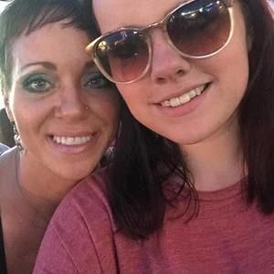 Meet your Posher, Bobbi